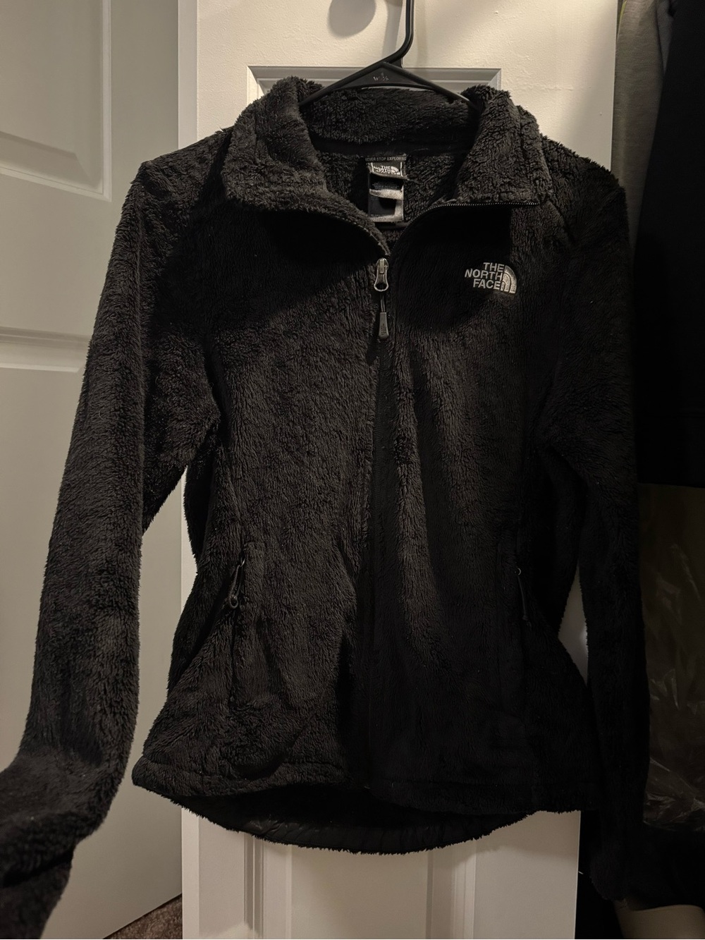 Black Women’s Fleece Jacket - The North Face - Picture 5 of 6